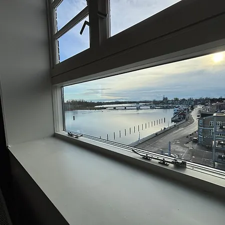 Apartment Pier 8 Im Pierspeicher